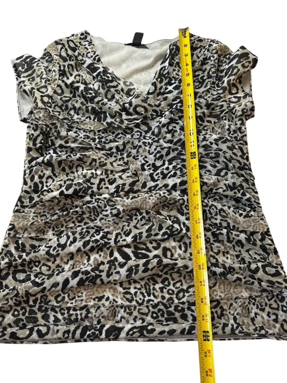 Style & Co Leopard Print V-Neck Short Sleeve Ruched Top Size L - Picture 7 of 8